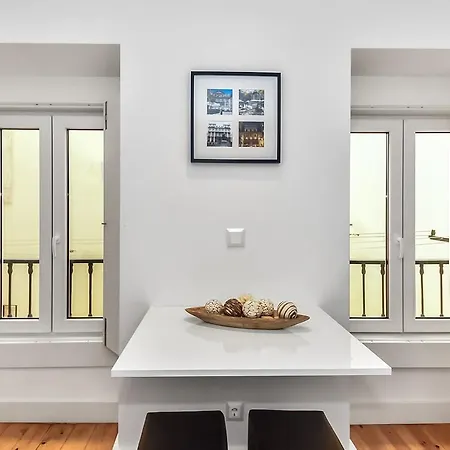 Boutique Cris Do Carmo Apartment Lisbon